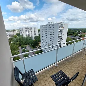 Appartement Beautiful & Cosy 3 Bedrooms Full, Ris-Orangis